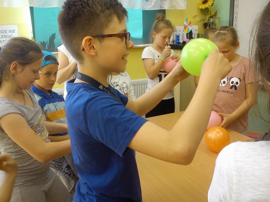  Grafika #43: Zakończenie zajęć naukowo - technicznych z projektu - Naukowy zawrót głowy