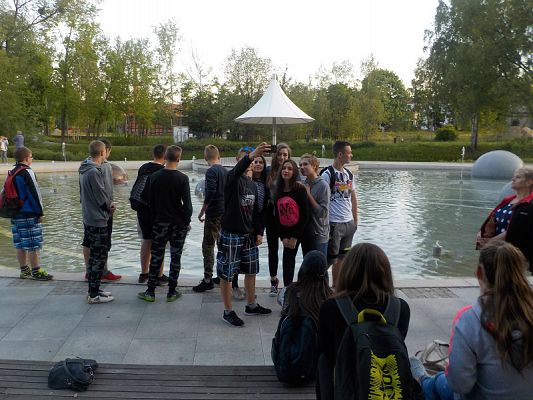  Grafika #21: Wycieczka kl. II g i III g do Olsztyna