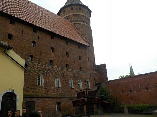  Grafika #34: Wycieczka kl. II g i III g do Olsztyna