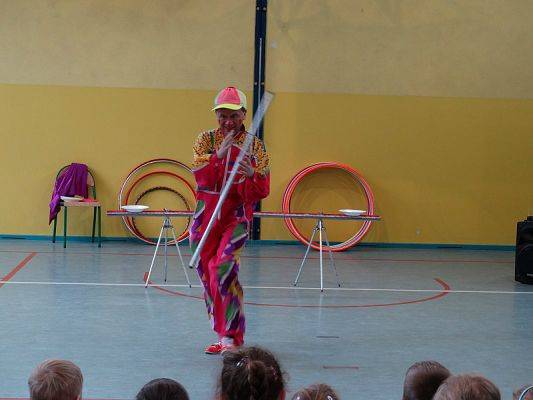  Grafika #3: Występy cyrkowe w naszej szkole