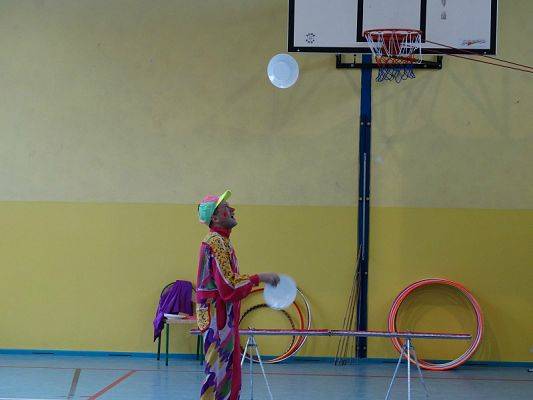  Grafika #4: Występy cyrkowe w naszej szkole