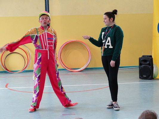  Grafika #31: Występy cyrkowe w naszej szkole