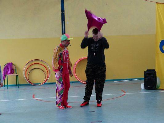  Grafika #47: Występy cyrkowe w naszej szkole