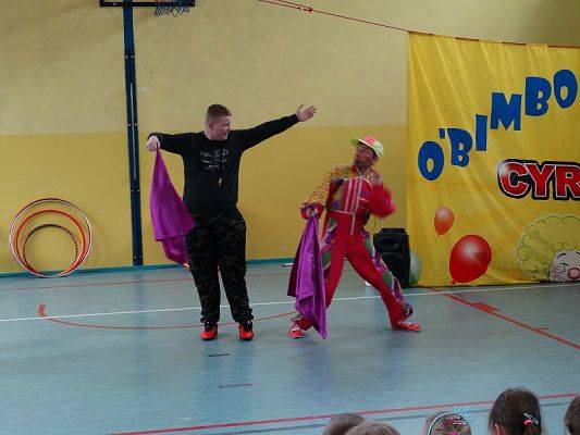  Grafika #48: Występy cyrkowe w naszej szkole