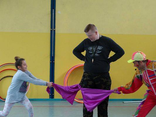  Grafika #54: Występy cyrkowe w naszej szkole