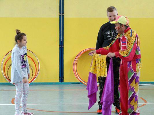  Grafika #55: Występy cyrkowe w naszej szkole