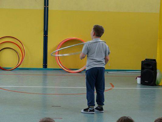  Grafika #63: Występy cyrkowe w naszej szkole