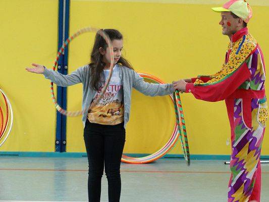  Grafika #66: Występy cyrkowe w naszej szkole