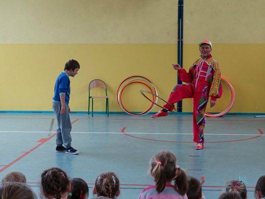  Grafika #70: Występy cyrkowe w naszej szkole