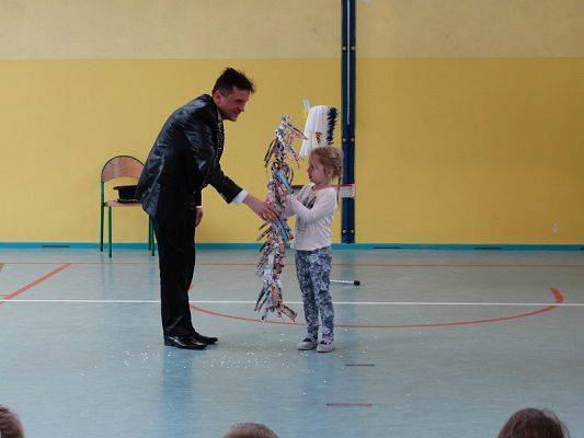  Grafika #88: Występy cyrkowe w naszej szkole