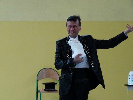  Grafika #90: Występy cyrkowe w naszej szkole