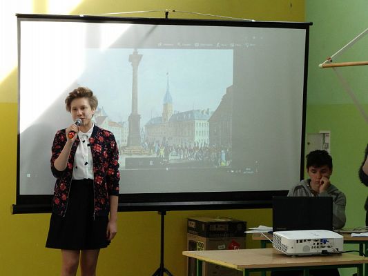  Grafika #2: Apel z okazji Święta Konstytucji 3 - go Maja