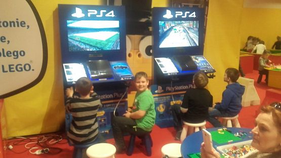 Grafika #27: Wycieczka na wystawę budowli z klocków LEGO