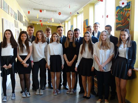  Grafika #0: Egzamin gimnazjalny