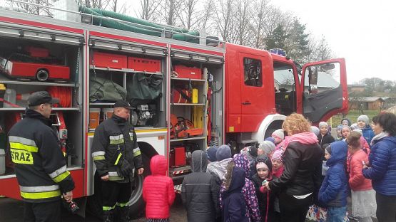 Grafika #0: Wizyta strażaków Państwowej Strazy Pożarnej z Lęborka
