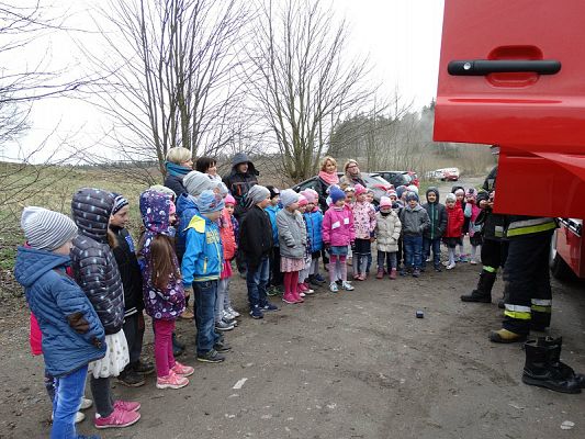 Grafika #41: Wizyta strażaków Państwowej Strazy Pożarnej z Lęborka