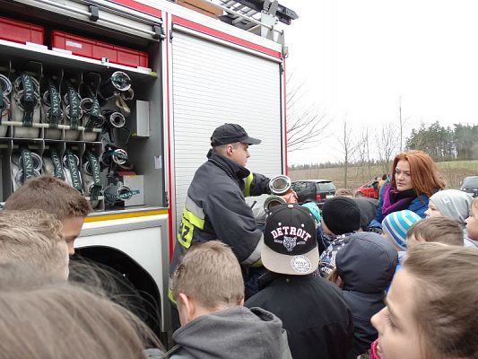 Grafika #44: Wizyta strażaków Państwowej Strazy Pożarnej z Lęborka