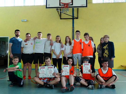  Grafika #34: I Dzień Wiosny