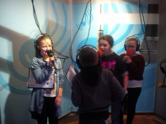  Grafika #8: Wycieczka do Centrum Hewelianum w Gdańsku