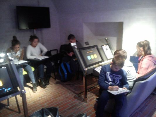  Grafika #12: Wycieczka do Centrum Hewelianum w Gdańsku