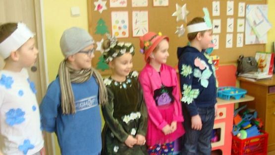  Grafika #1: II klasa z wizytą u młodszych kolegów