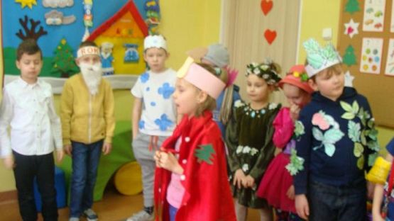  Grafika #3: II klasa z wizytą u młodszych kolegów