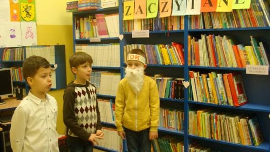  Grafika #7: II klasa z wizytą u młodszych kolegów