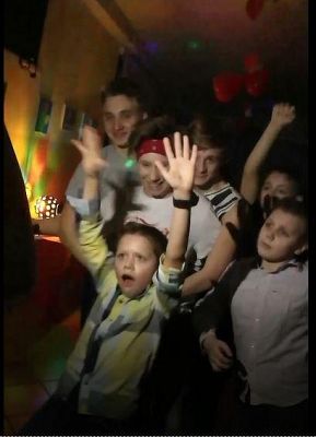  Grafika #7: Walentynkowa dyskoteka