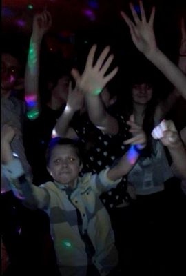  Grafika #2: Walentynkowa dyskoteka