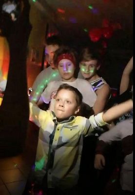  Grafika #0: Walentynkowa dyskoteka