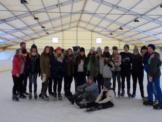  Grafika #0: Wyjazd na lodowisko w Łebie