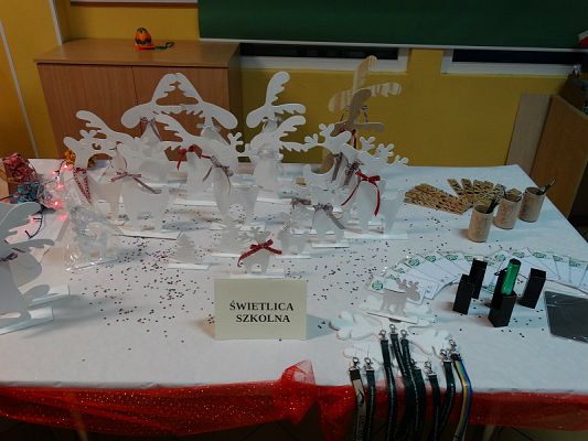 Grafika #1: Wieczór Wigilijny 2016