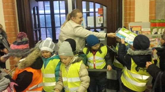 Grafika #1: Wycieczka na pocztę w Lęborku