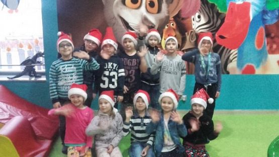  Grafika #4: Mikołajkowy wyjazd do Centrum rozrywki dla dzieci - Madagaskar