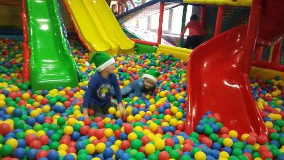  Grafika #12: Mikołajkowy wyjazd do Centrum rozrywki dla dzieci - Madagaskar