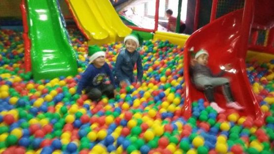  Grafika #13: Mikołajkowy wyjazd do Centrum rozrywki dla dzieci - Madagaskar