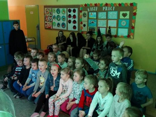 Grafika #22: Andrzejkowe wróżby