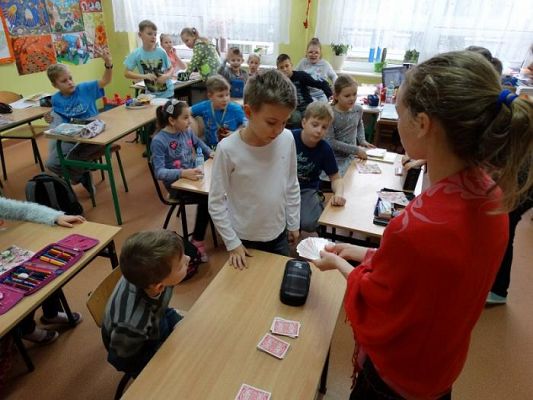 Grafika #48: Andrzejkowe wróżby