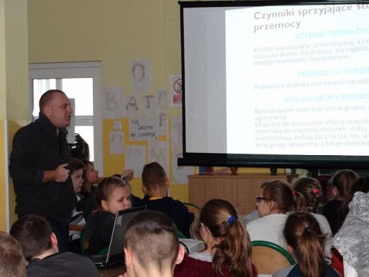  Grafika #11: Prelekcja na temat agresji