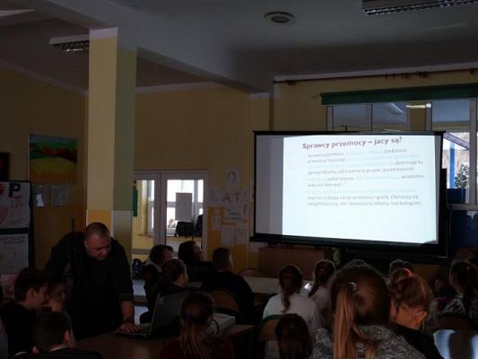  Grafika #15: Prelekcja na temat agresji