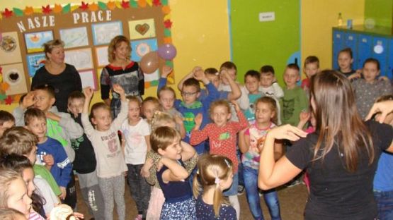  Grafika #5: Andrzejkowe pląsy