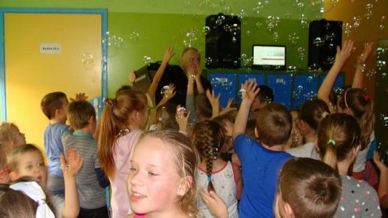  Grafika #24: Andrzejkowe pląsy