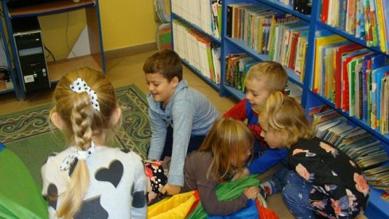  Grafika #23: Zaczytane piątki