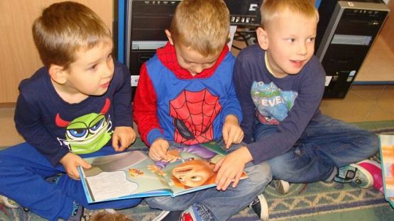  Grafika #27: Zaczytane piątki