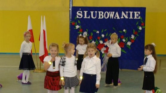 Grafika #12: Pasowanie na ucznia klasy I SP