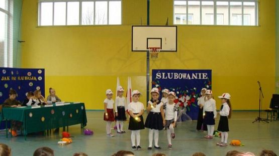 Grafika #20: Pasowanie na ucznia klasy I SP