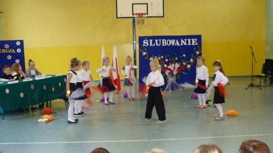 Grafika #21: Pasowanie na ucznia klasy I SP