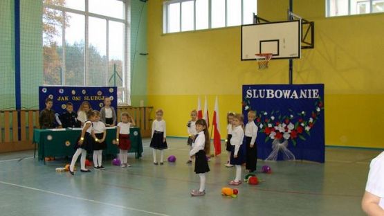 Grafika #24: Pasowanie na ucznia klasy I SP