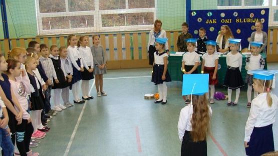 Grafika #39: Pasowanie na ucznia klasy I SP