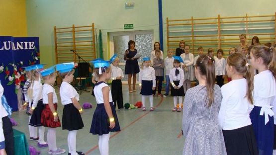 Grafika #40: Pasowanie na ucznia klasy I SP